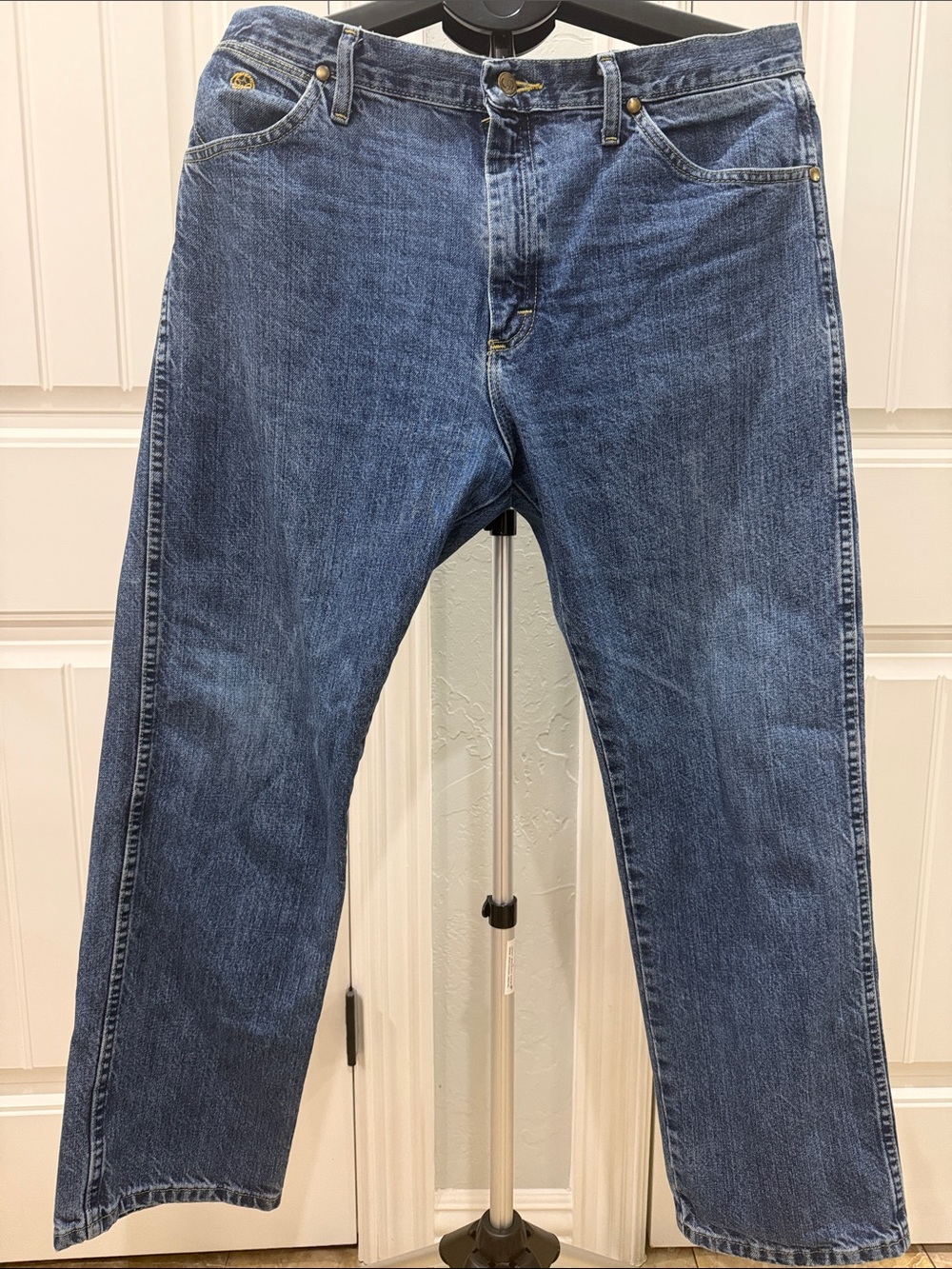 Wrangler Men's Bootcut Jeans in Indigo Blue